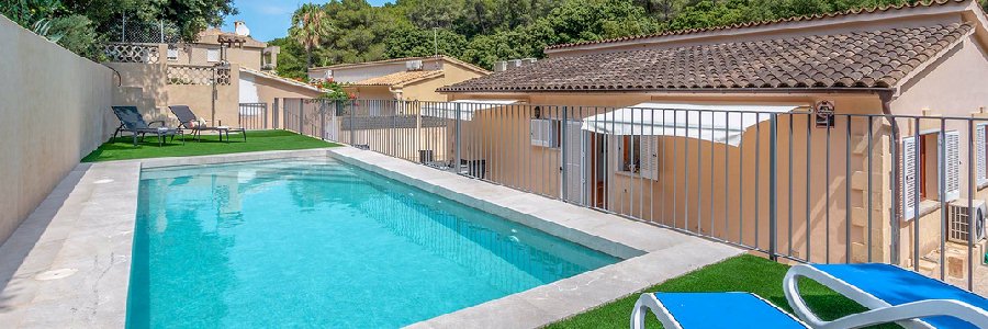 Villa Amigos, Cala San Vincente, Majorca