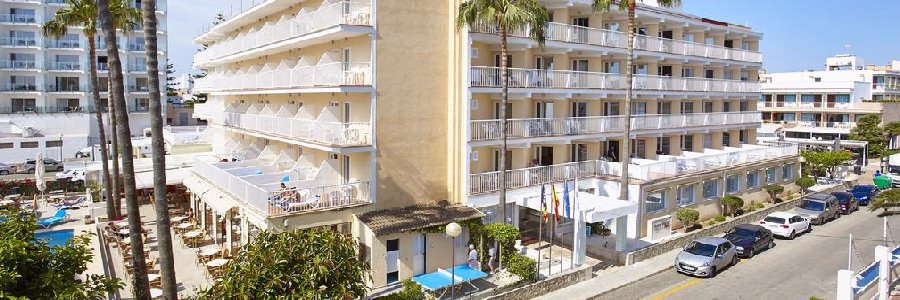 hotel Bikini, Cala Millor, Majorca